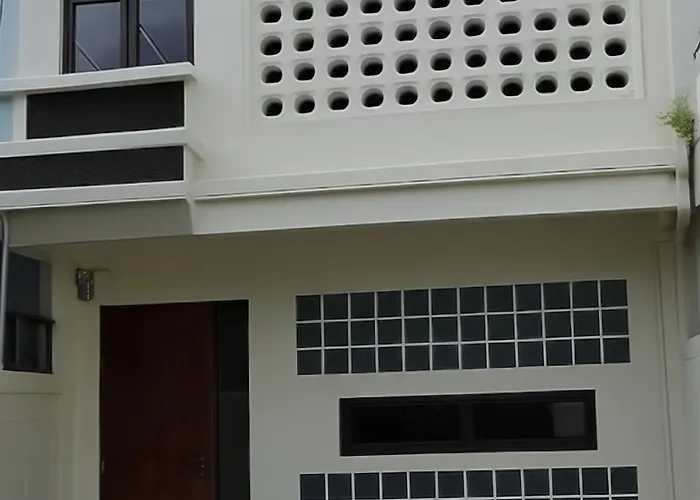 Townhouse Near Ladprao With Bathtub Apartment *
